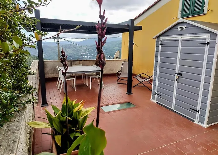 Labirinto Eco Feriehus Calice Ligure